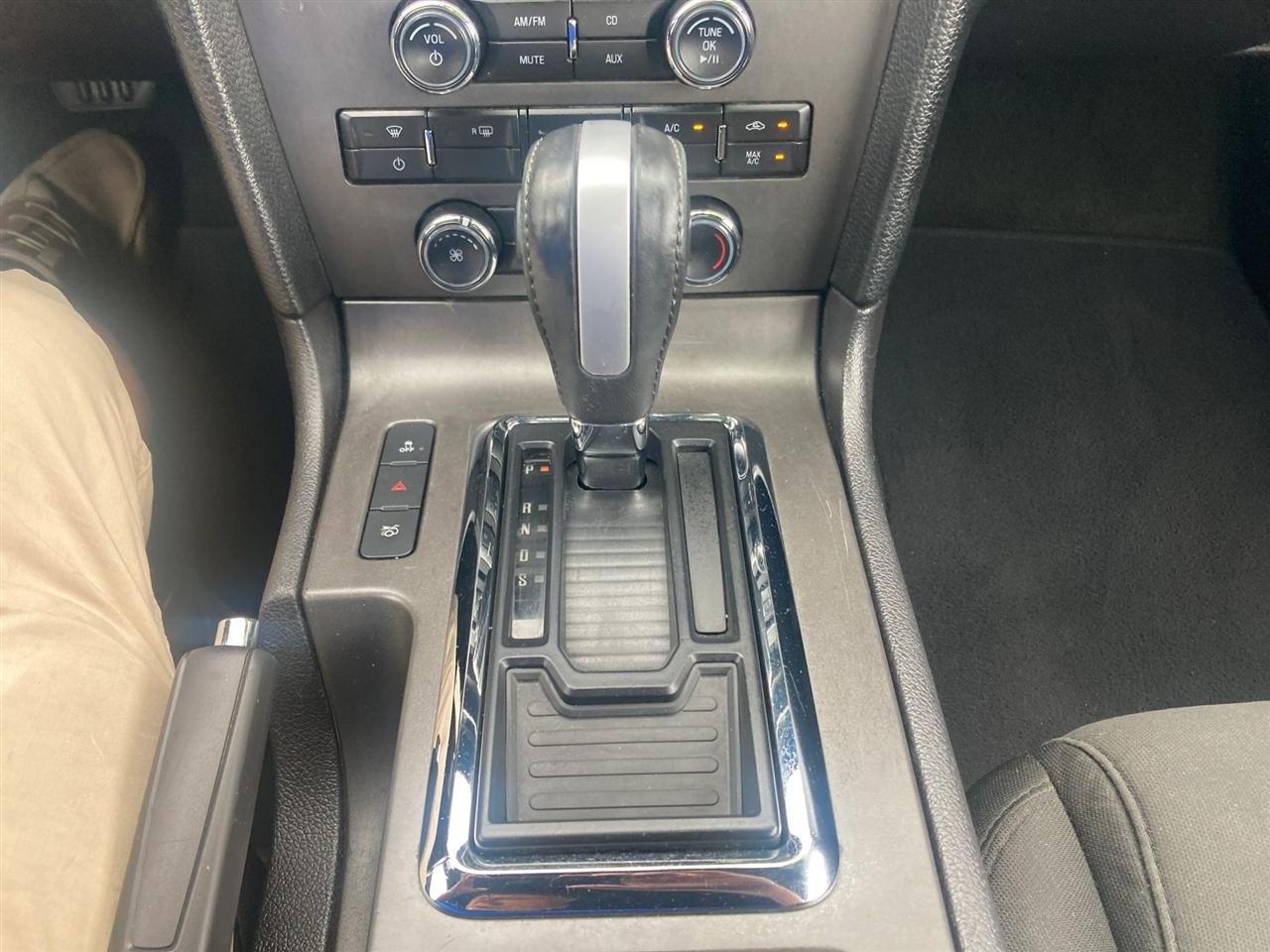 Ford Mustang V6 Coupe 2014