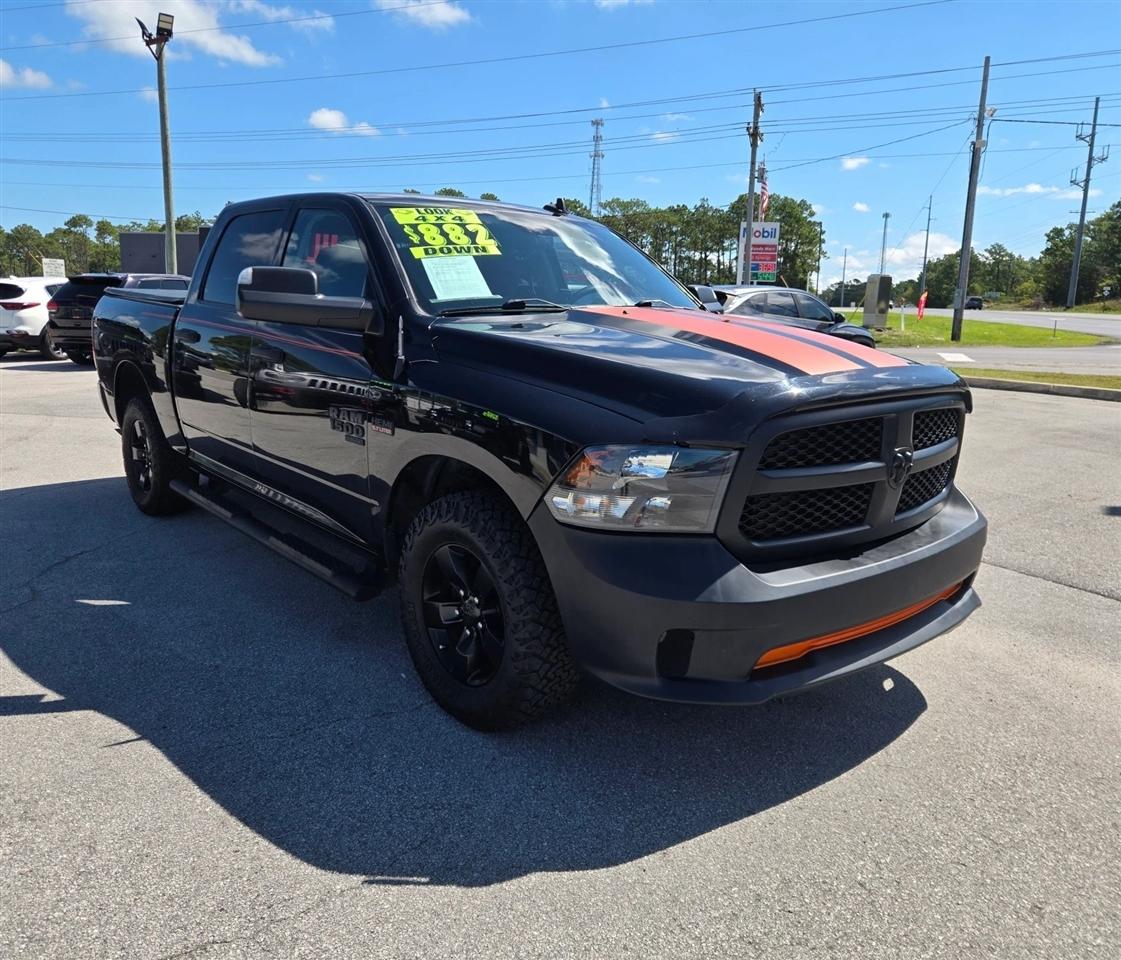 RAM 1500 Classic Tradesman Crew Cab SWB 4WD 2022