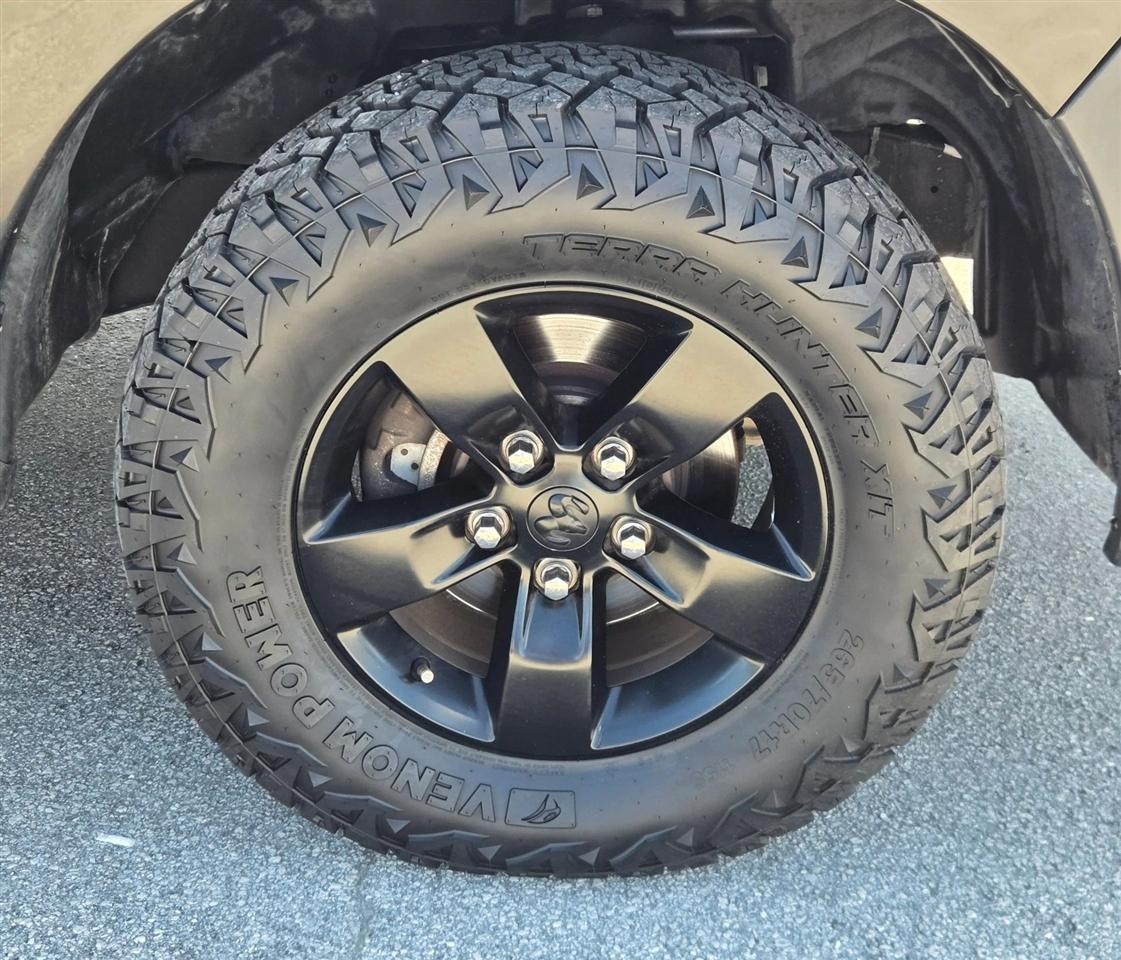 RAM 1500 Classic Tradesman Crew Cab SWB 4WD 2022