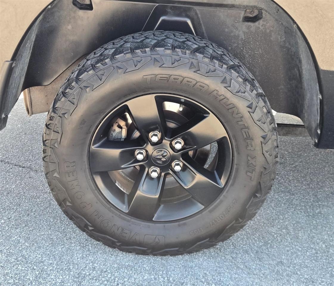 RAM 1500 Classic Tradesman Crew Cab SWB 4WD 2022