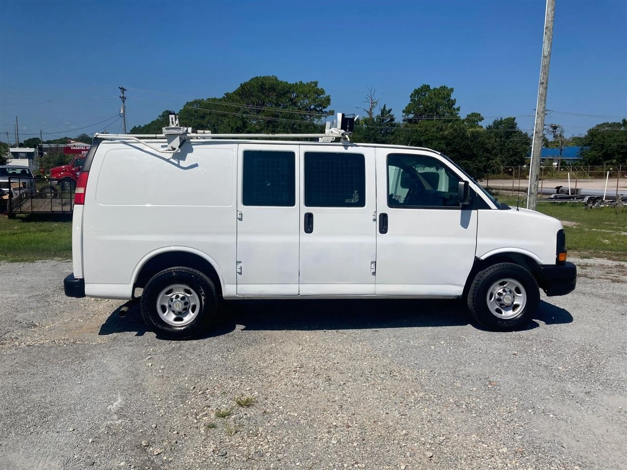 Chevrolet Express 2500 Cargo 2011