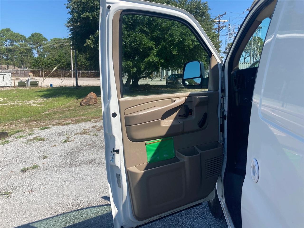 Chevrolet Express 2500 Cargo 2011
