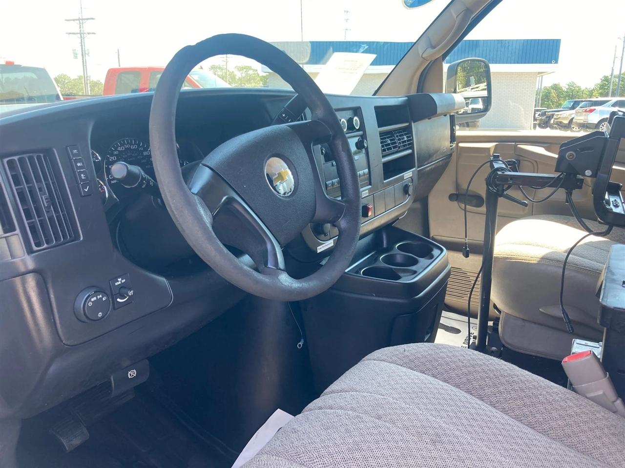 Chevrolet Express 2500 Cargo 2011