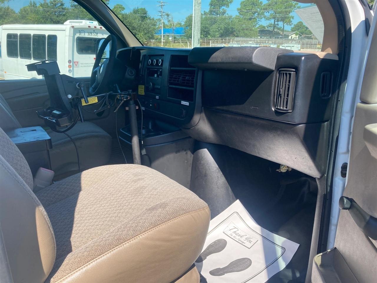 Chevrolet Express 2500 Cargo 2011