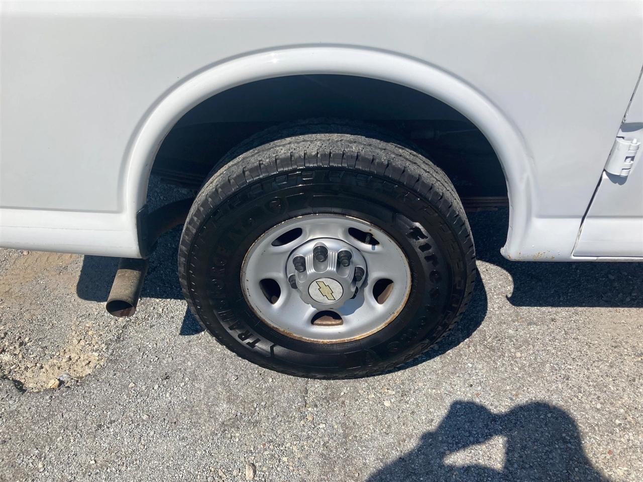 Chevrolet Express 2500 Cargo 2011