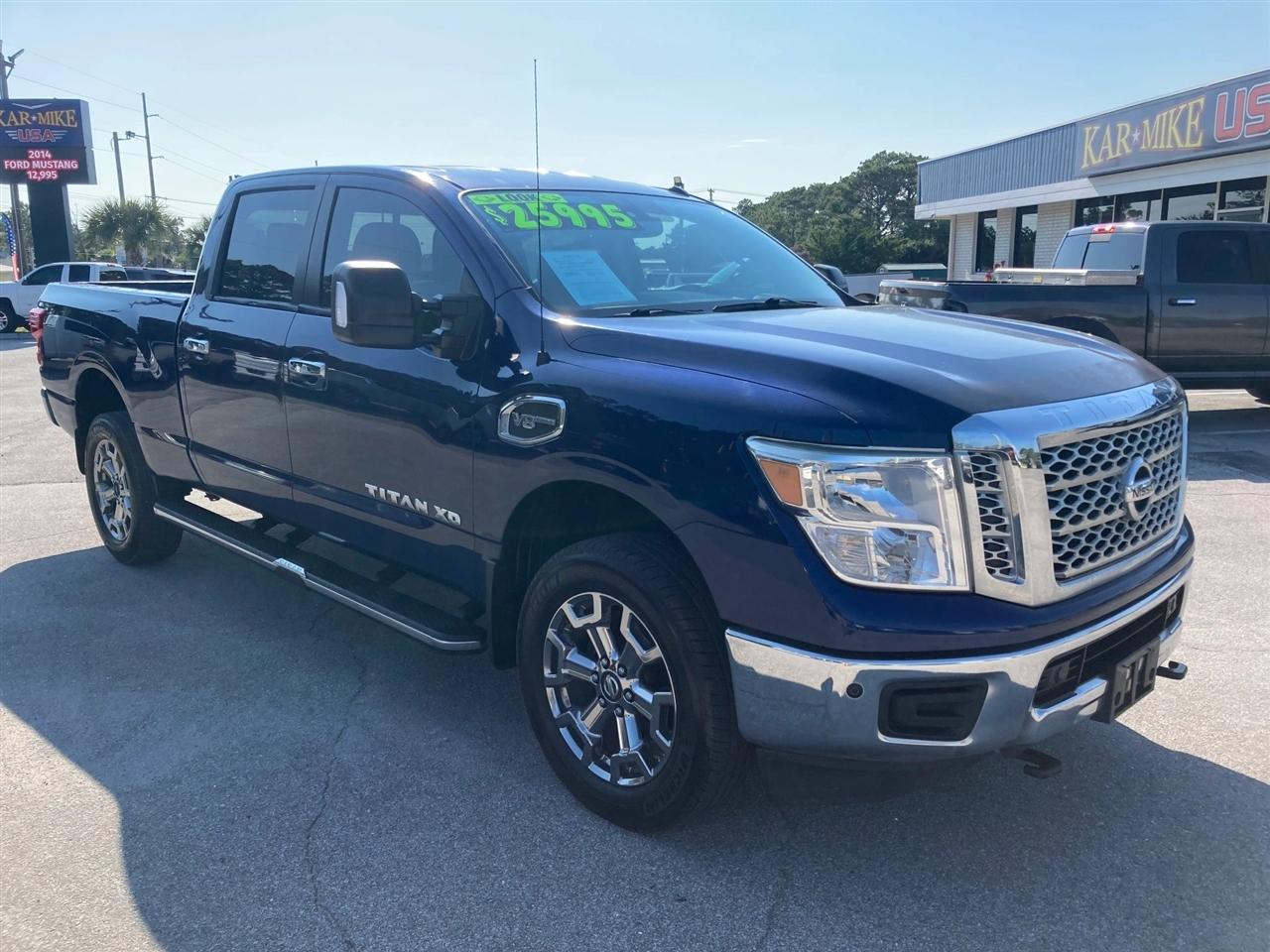 Nissan Titan XD SV Crew Cab 4WD 2018