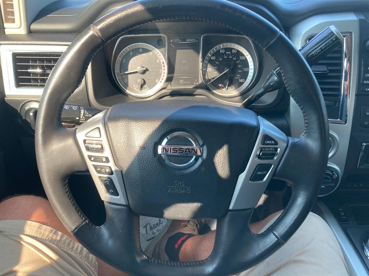 Nissan Titan XD SV Crew Cab 4WD 2018