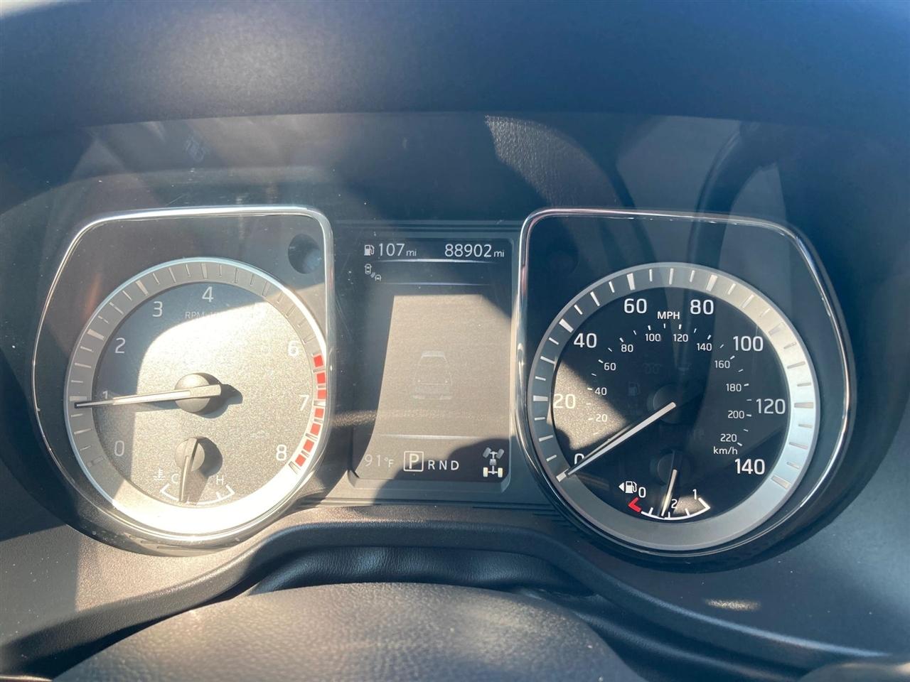 Nissan Titan XD SV Crew Cab 4WD 2018