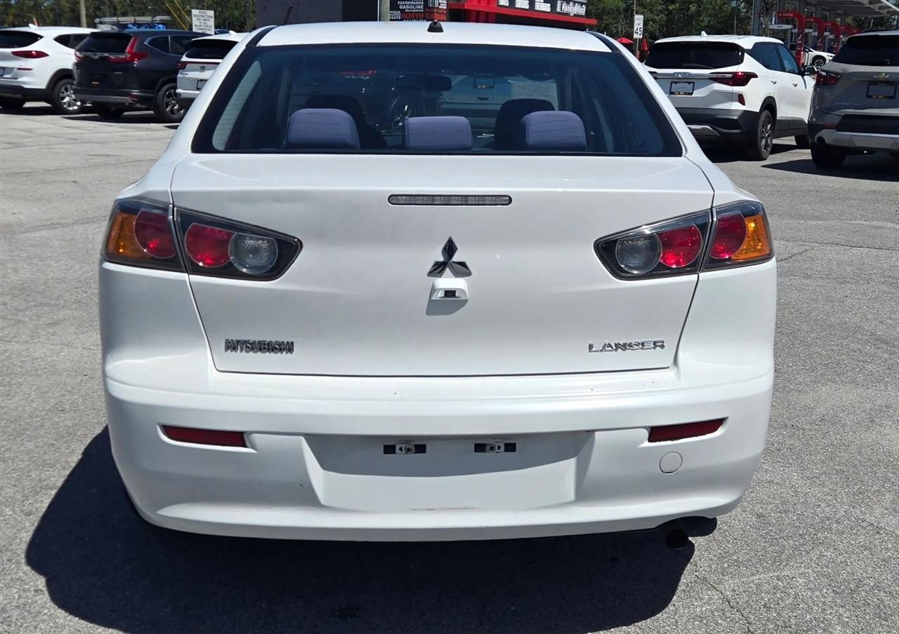 Mitsubishi Lancer ES 5M 2017