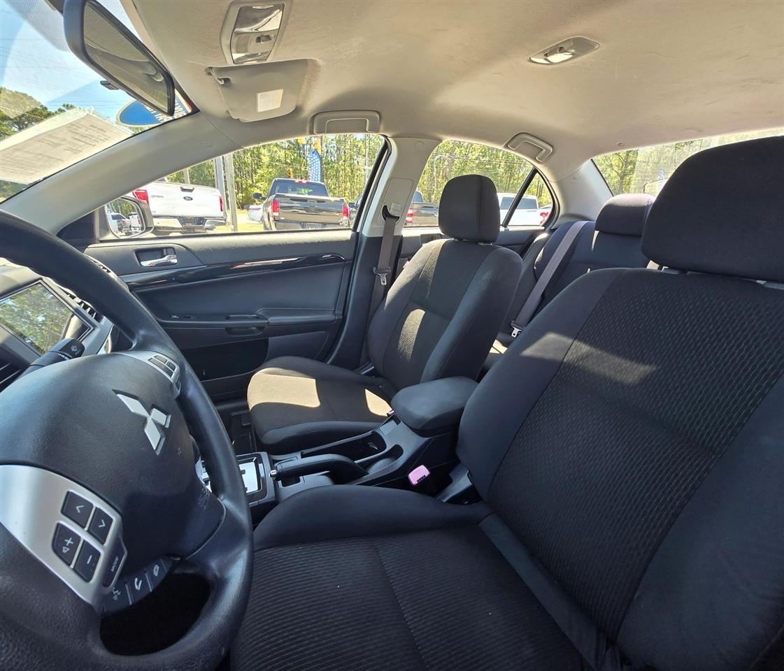 Mitsubishi Lancer ES 5M 2017