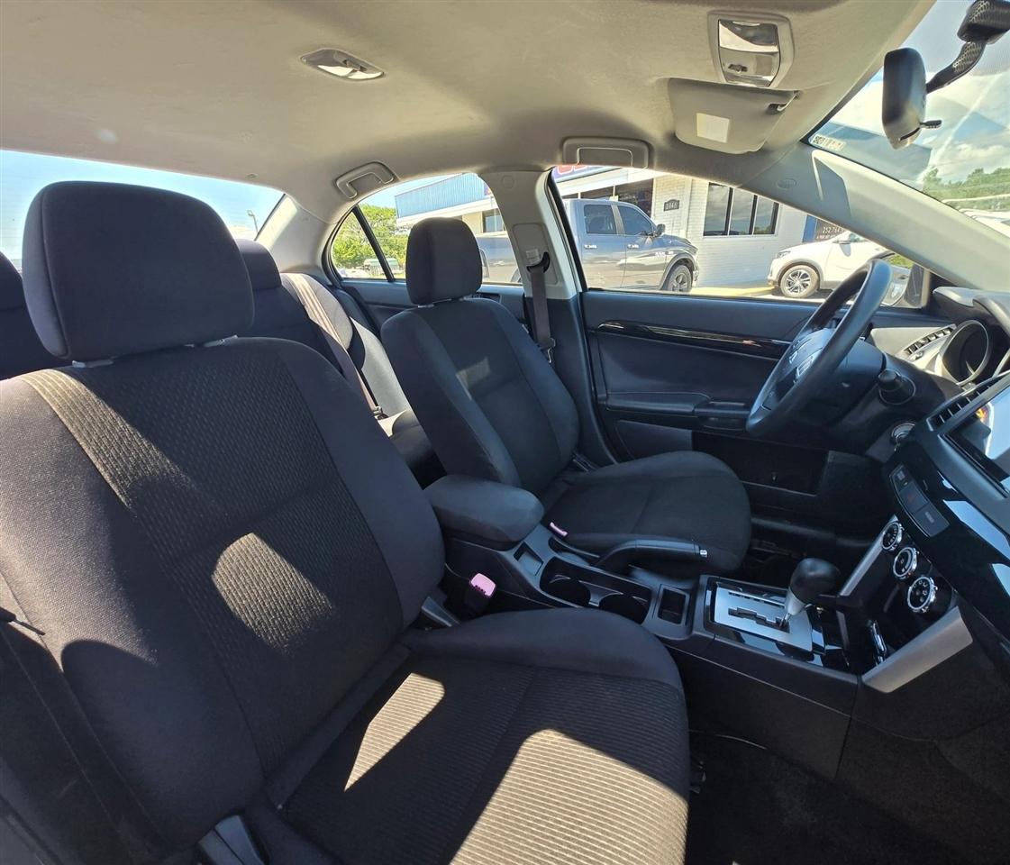 Mitsubishi Lancer ES 5M 2017