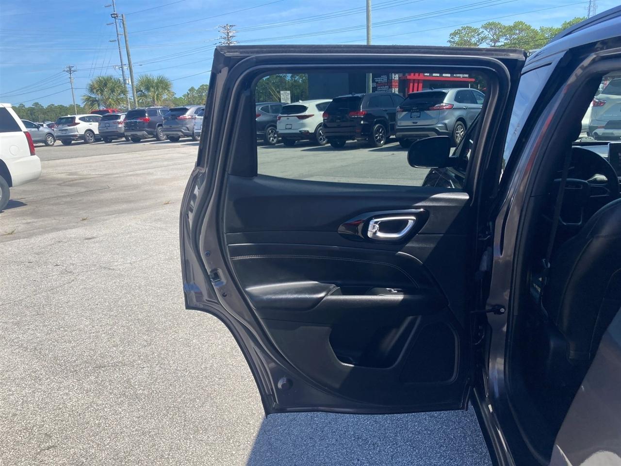 Jeep Compass Latitude FWD 2022
