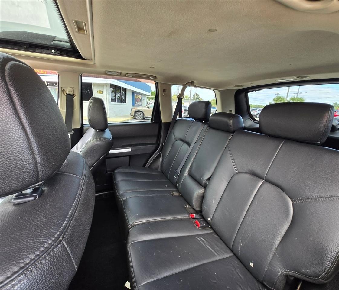 Mitsubishi Endeavor SE AWD 2010