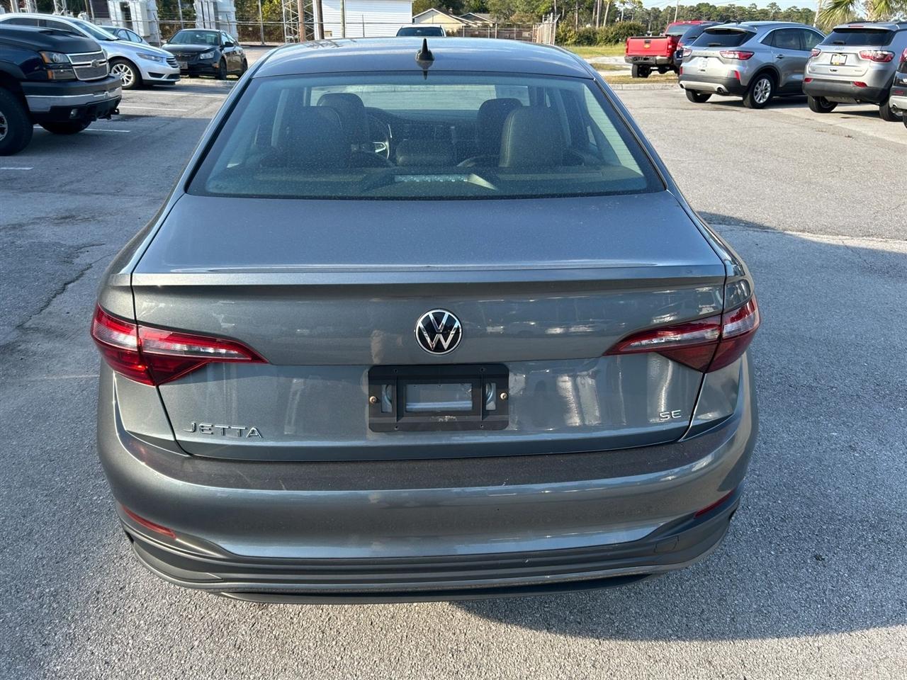 Volkswagen Jetta SE 2024