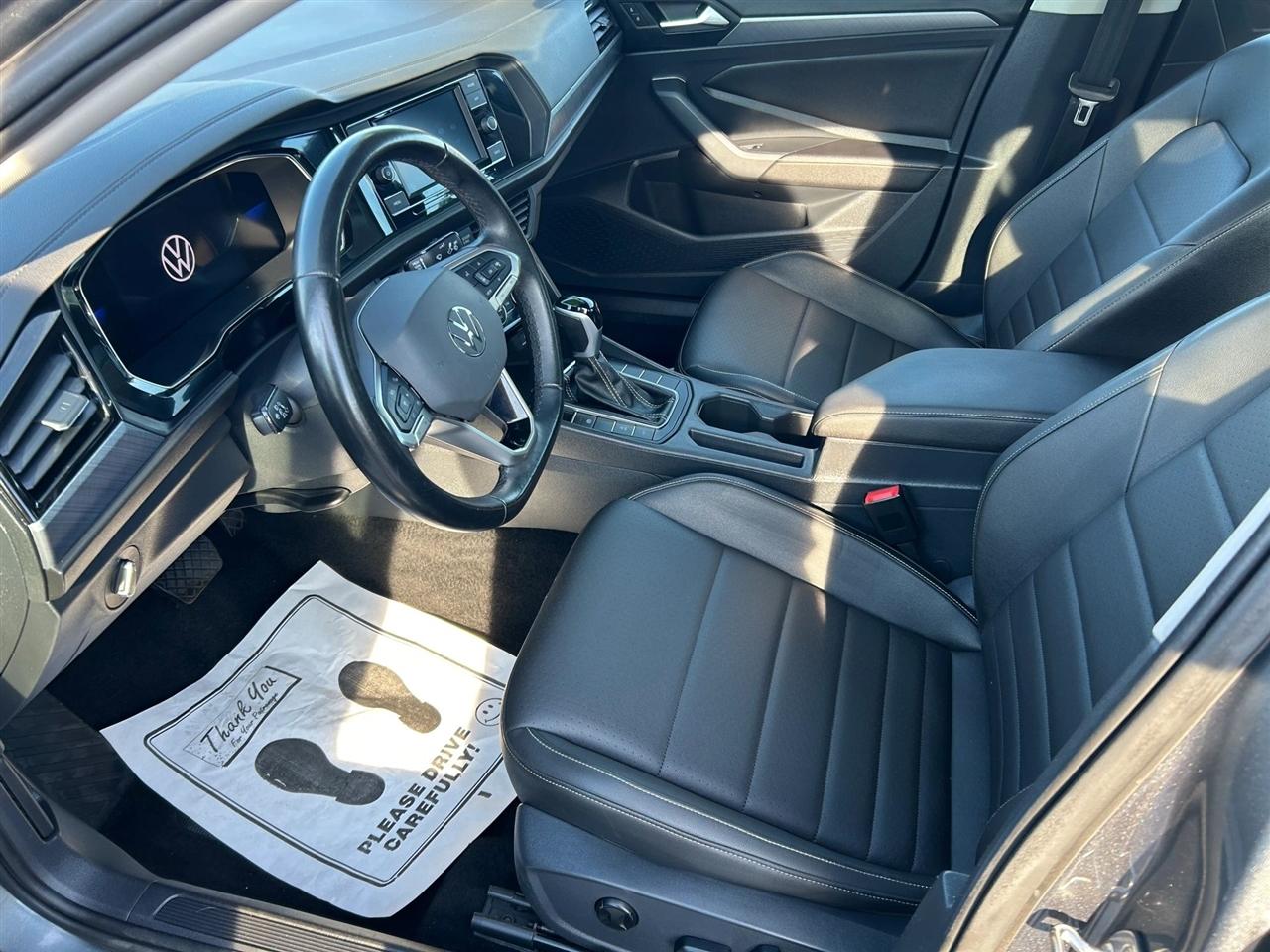 Volkswagen Jetta SE 2024