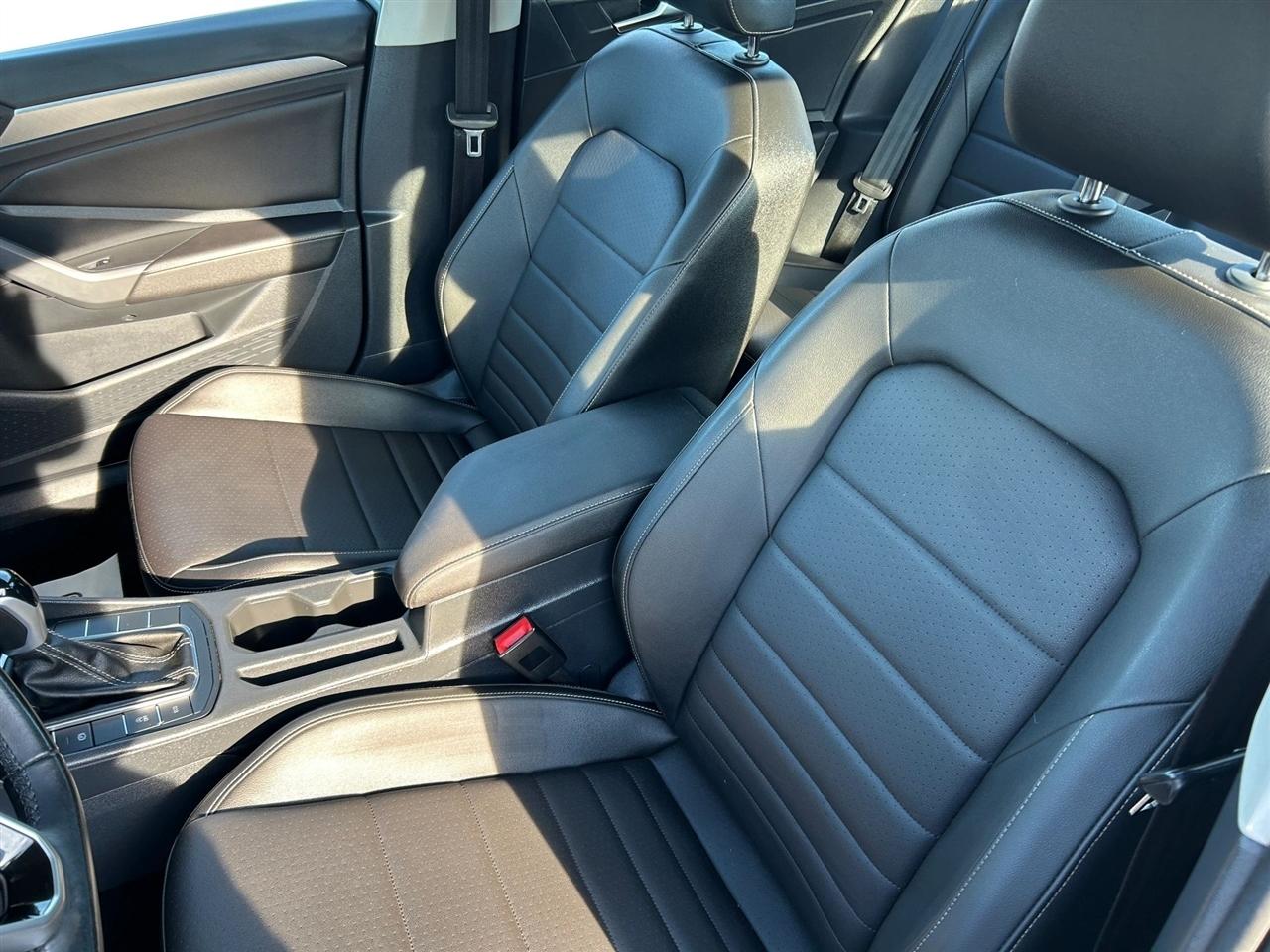 Volkswagen Jetta SE 2024