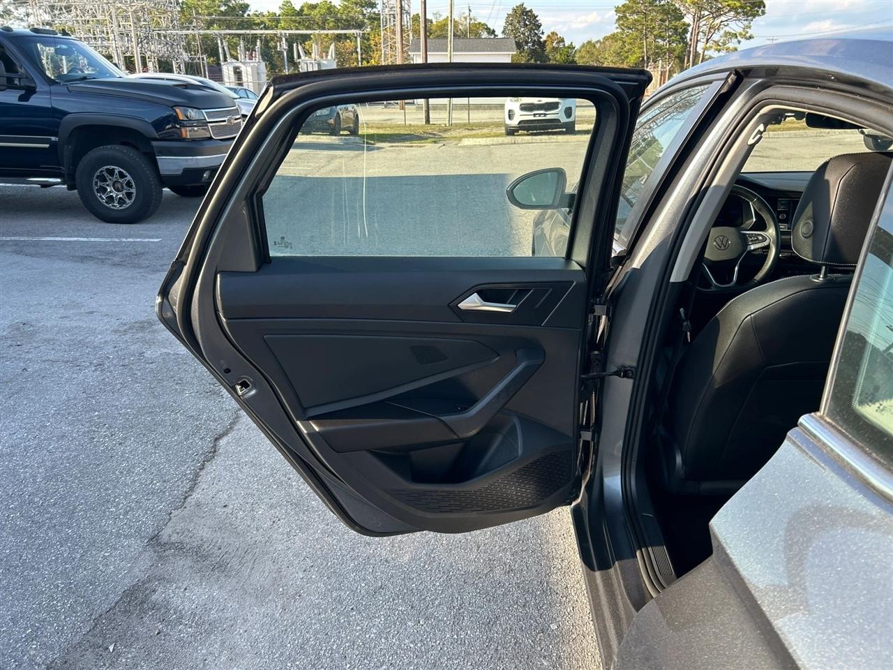 Volkswagen Jetta SE 2024