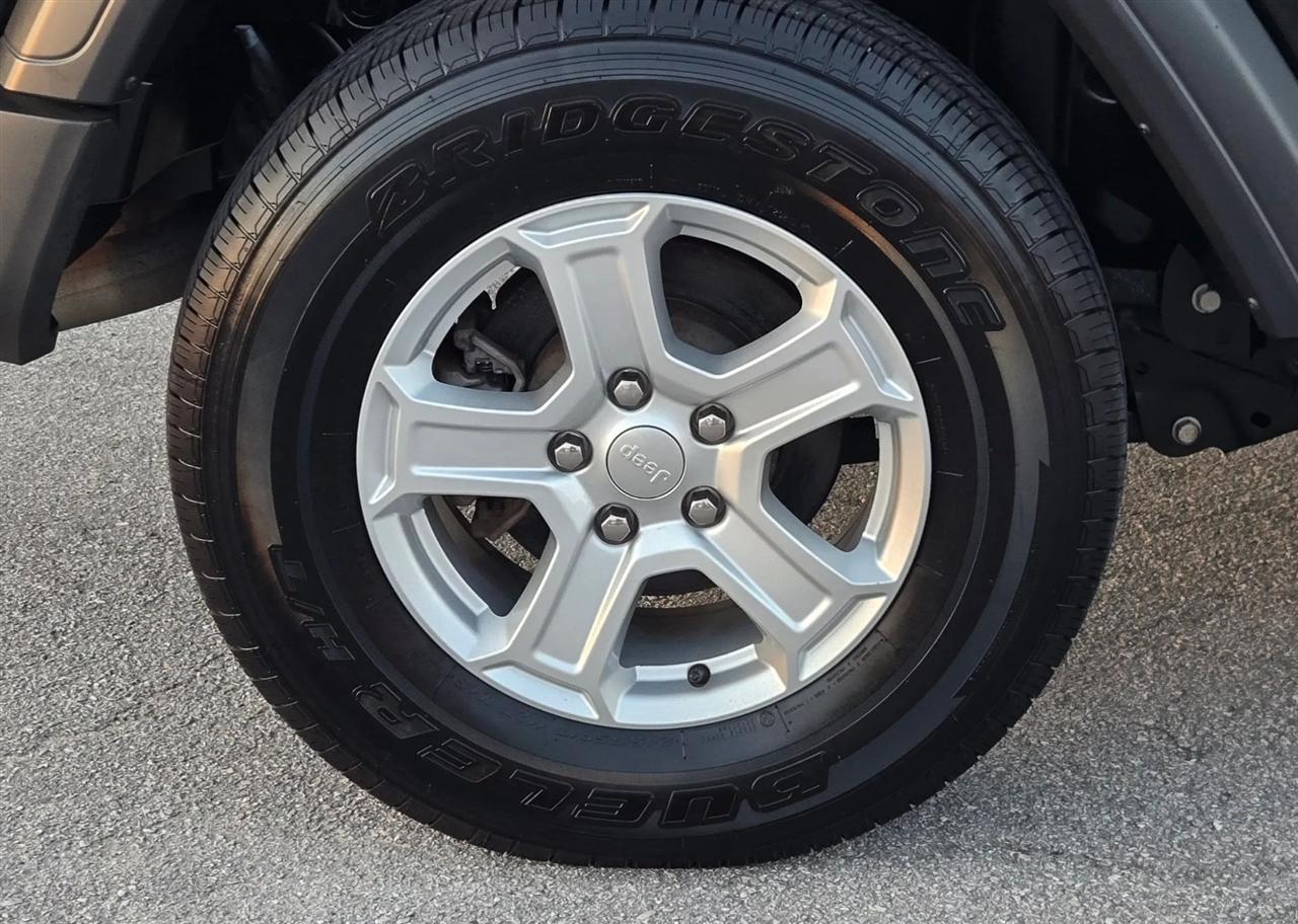 Jeep Wrangler Sport 4WD 2018