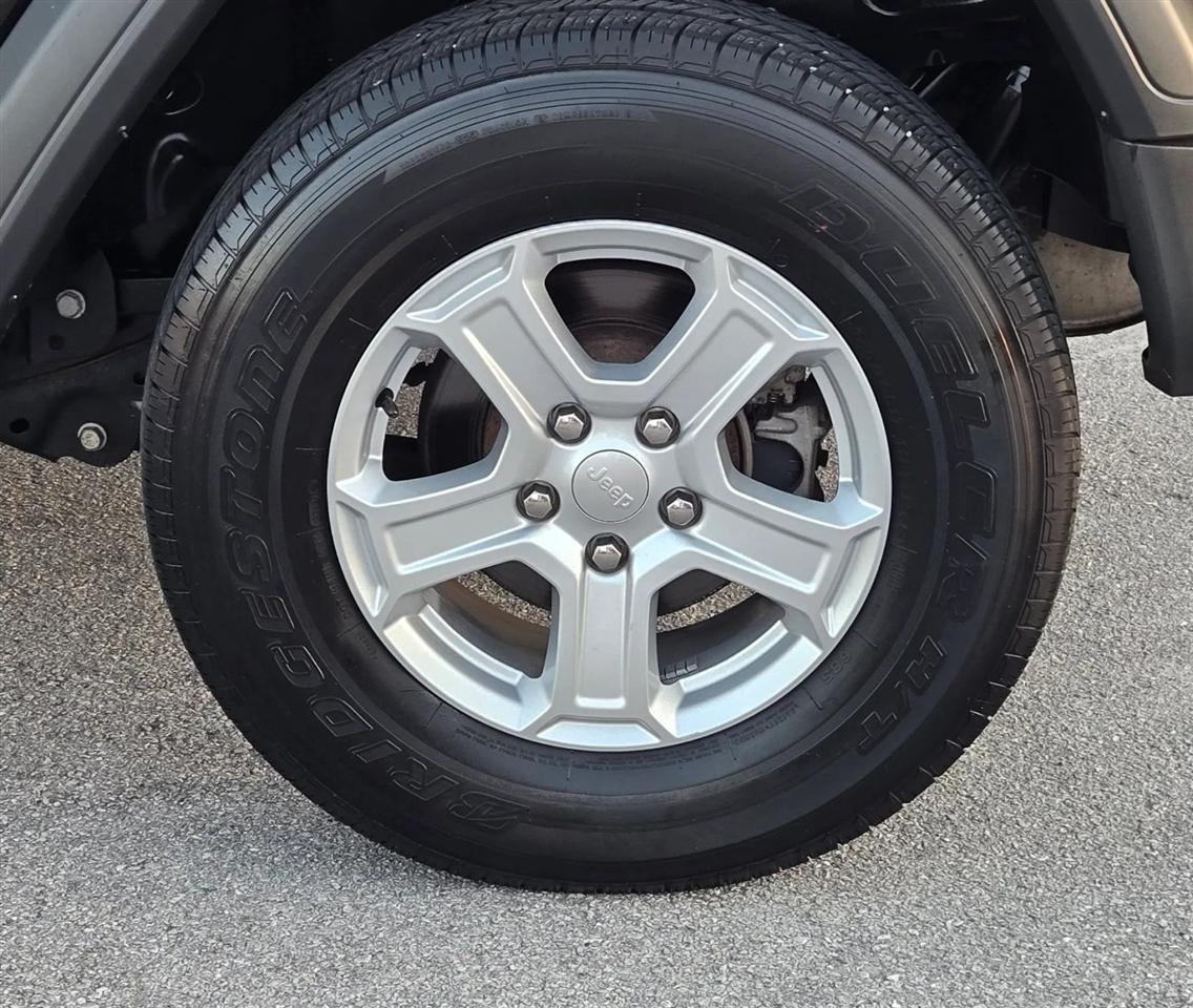 Jeep Wrangler Sport 4WD 2018