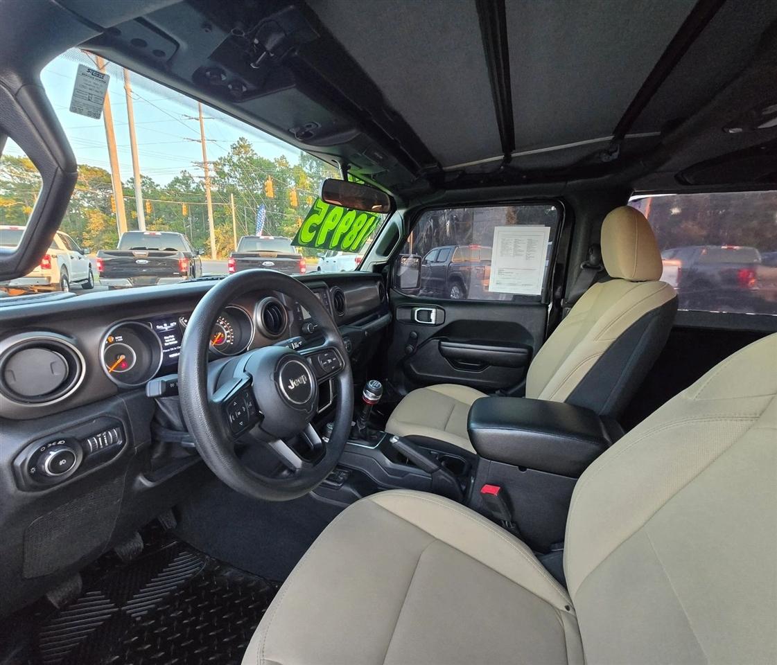Jeep Wrangler Sport 4WD 2018