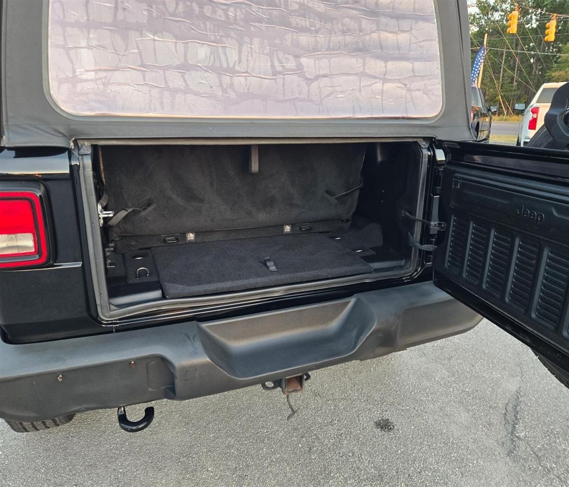 Jeep Wrangler Sport 4WD 2018