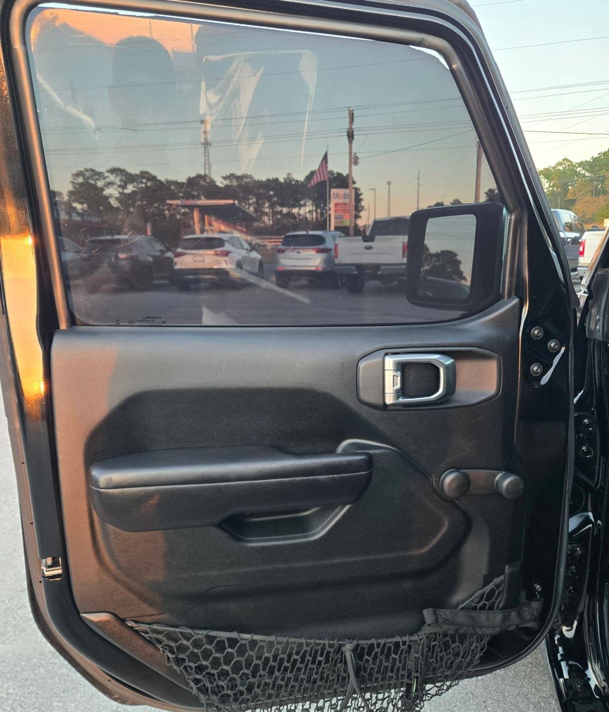 Jeep Wrangler Sport 4WD 2018