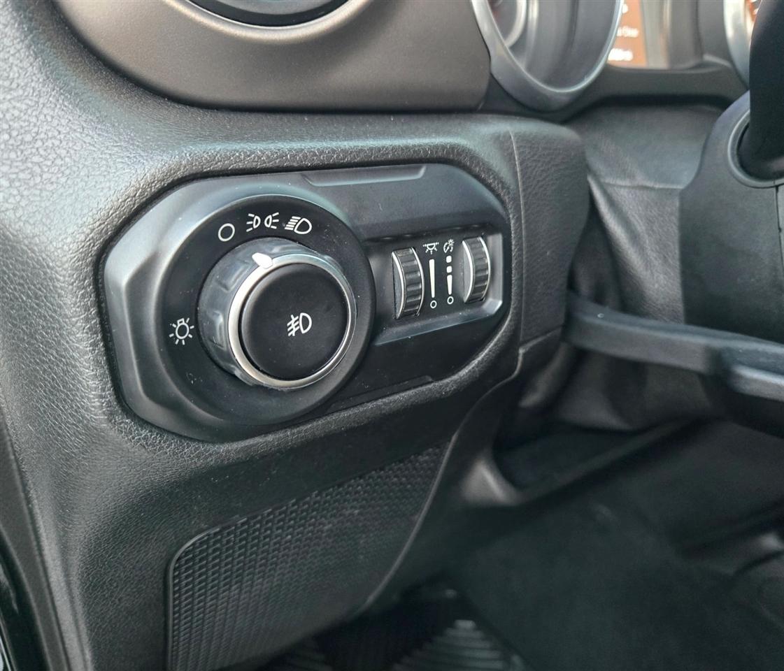 Jeep Wrangler Sport 4WD 2018