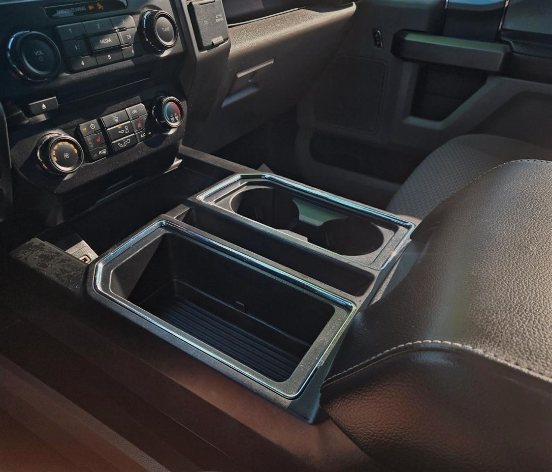 Ford F-150 XL SuperCrew 5.5-ft. Bed 4WD 2015