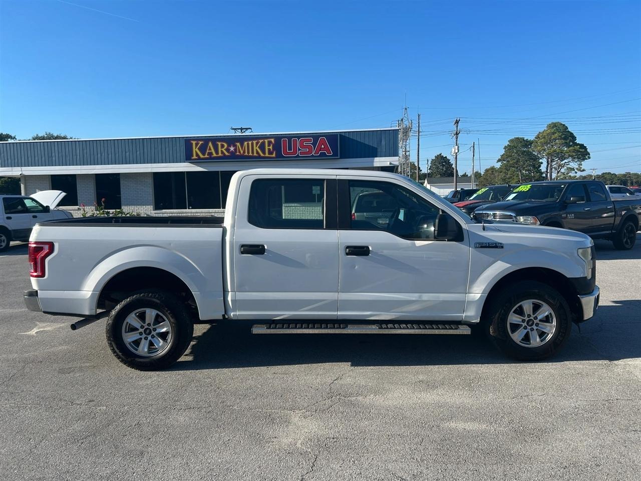 Ford F-150 XL SuperCrew 5.5-ft. Bed 4WD 2015