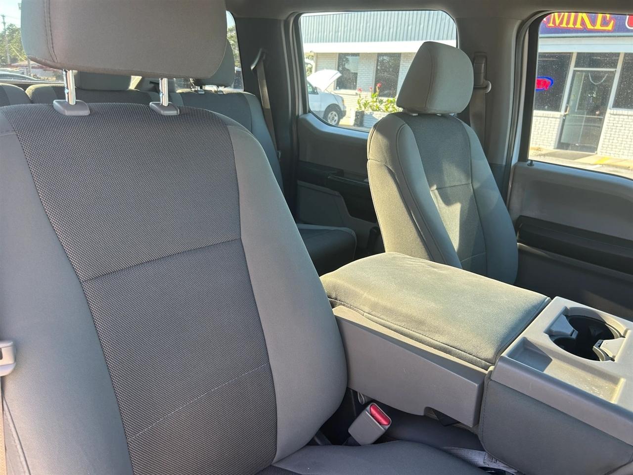 Ford F-150 XL SuperCrew 5.5-ft. Bed 4WD 2015