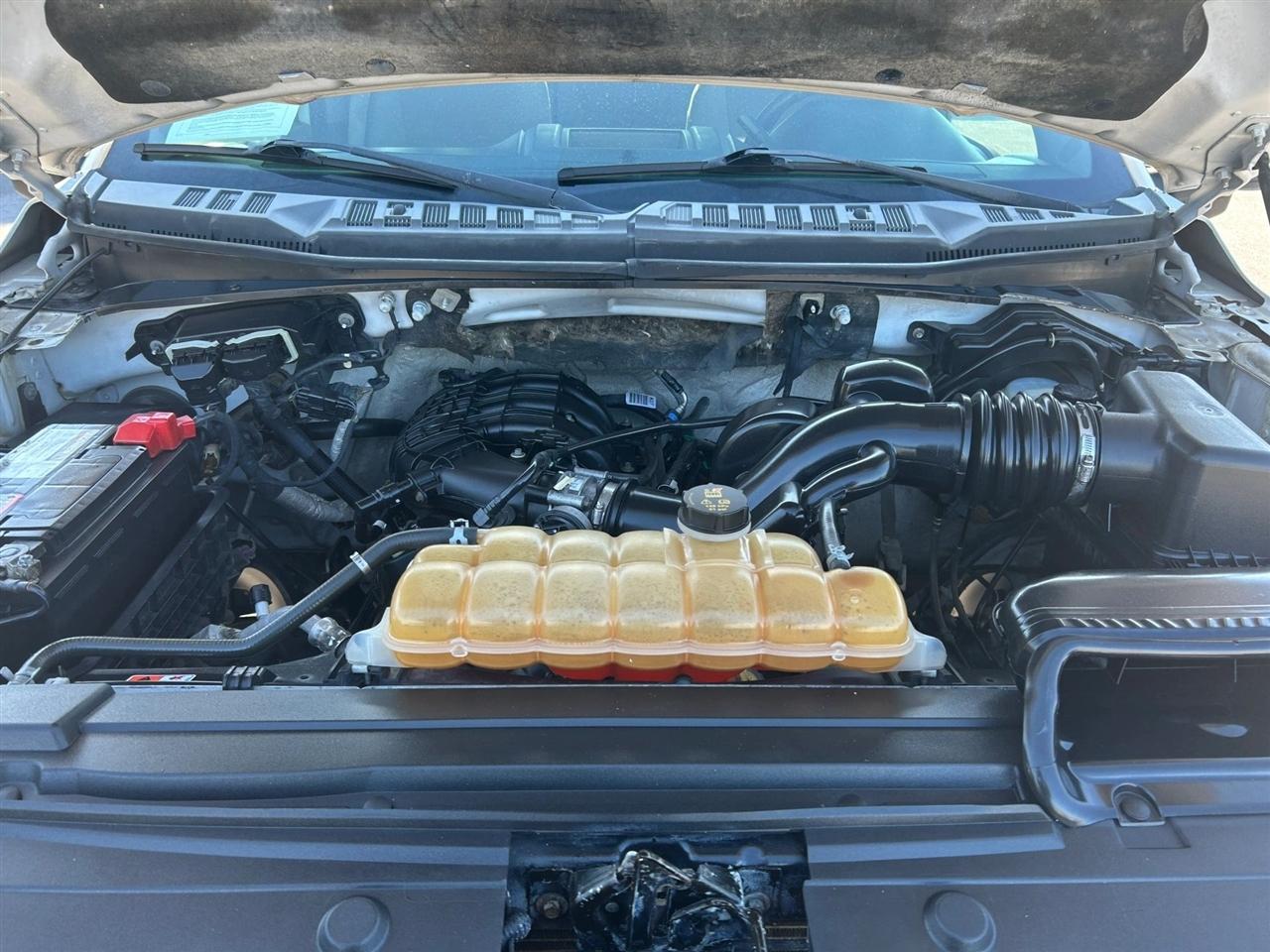 Ford F-150 XL SuperCrew 5.5-ft. Bed 4WD 2015