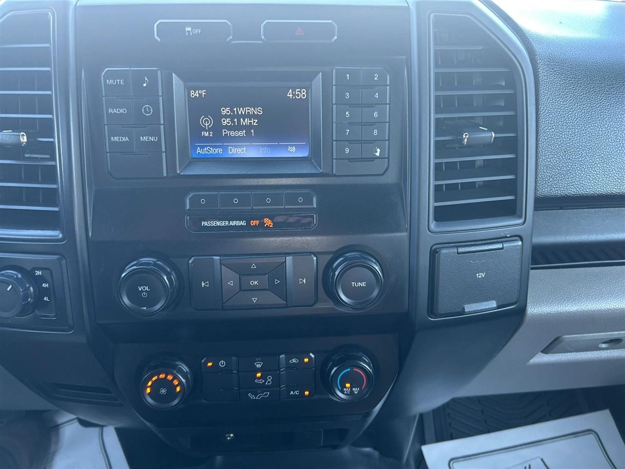 Ford F-150 XL SuperCrew 5.5-ft. Bed 4WD 2015