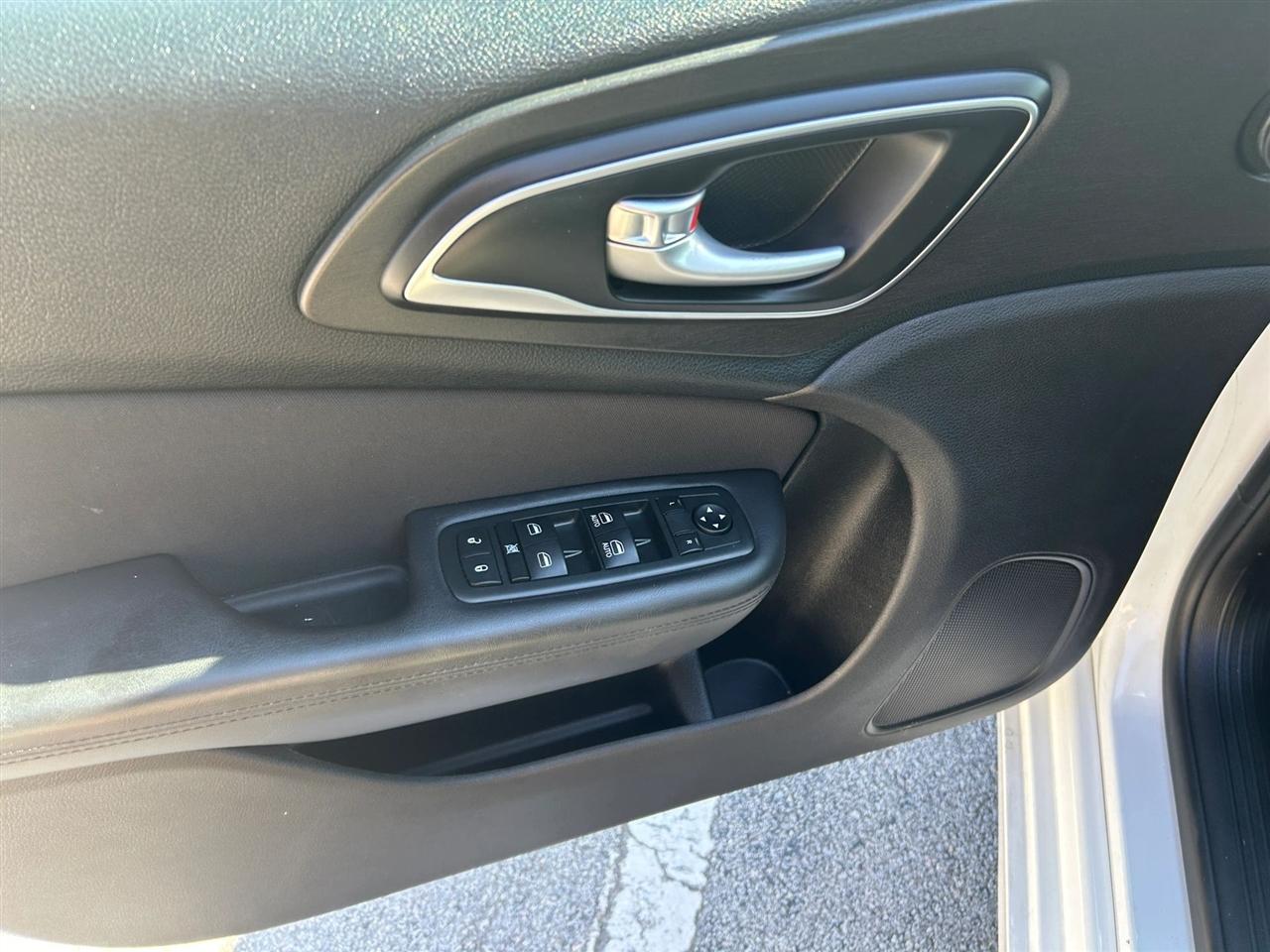 Chrysler 200 Limited 2016