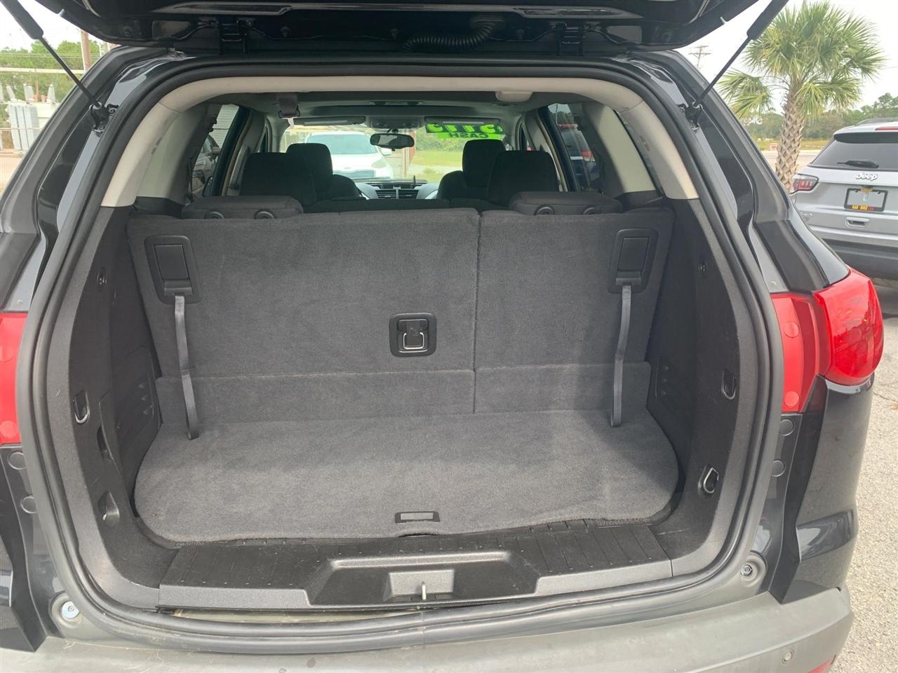 Chevrolet Traverse LT1 FWD 2009
