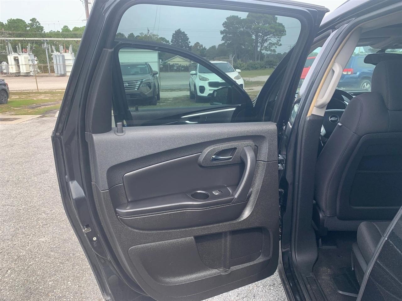 Chevrolet Traverse LT1 FWD 2009
