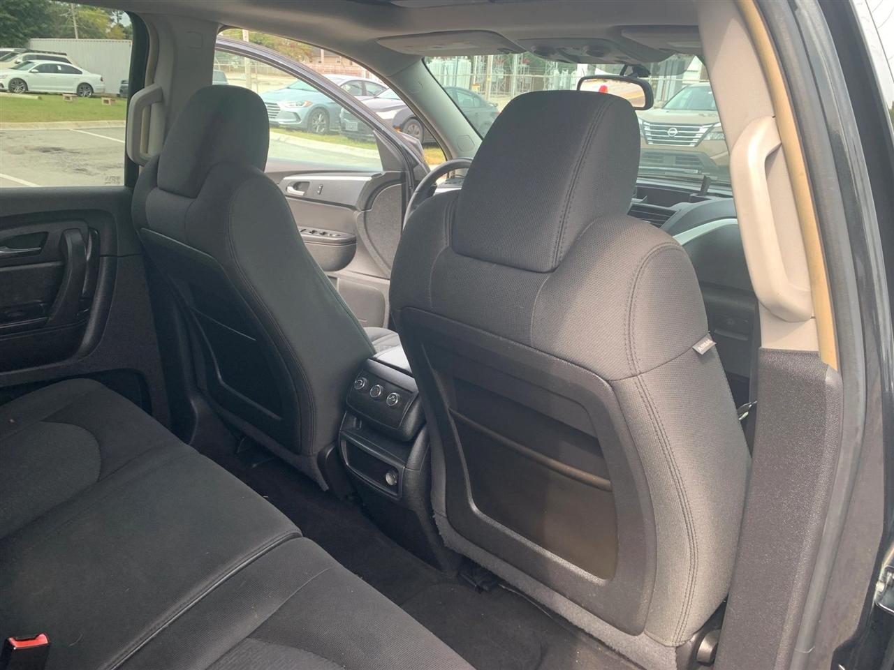 Chevrolet Traverse LT1 FWD 2009