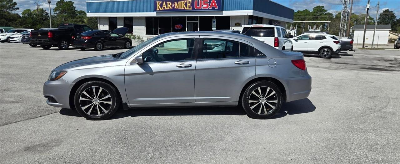 Chrysler 200 Limited 2013