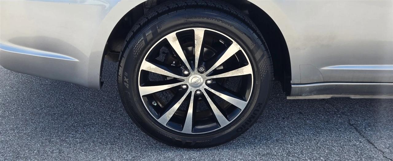 Chrysler 200 Limited 2013