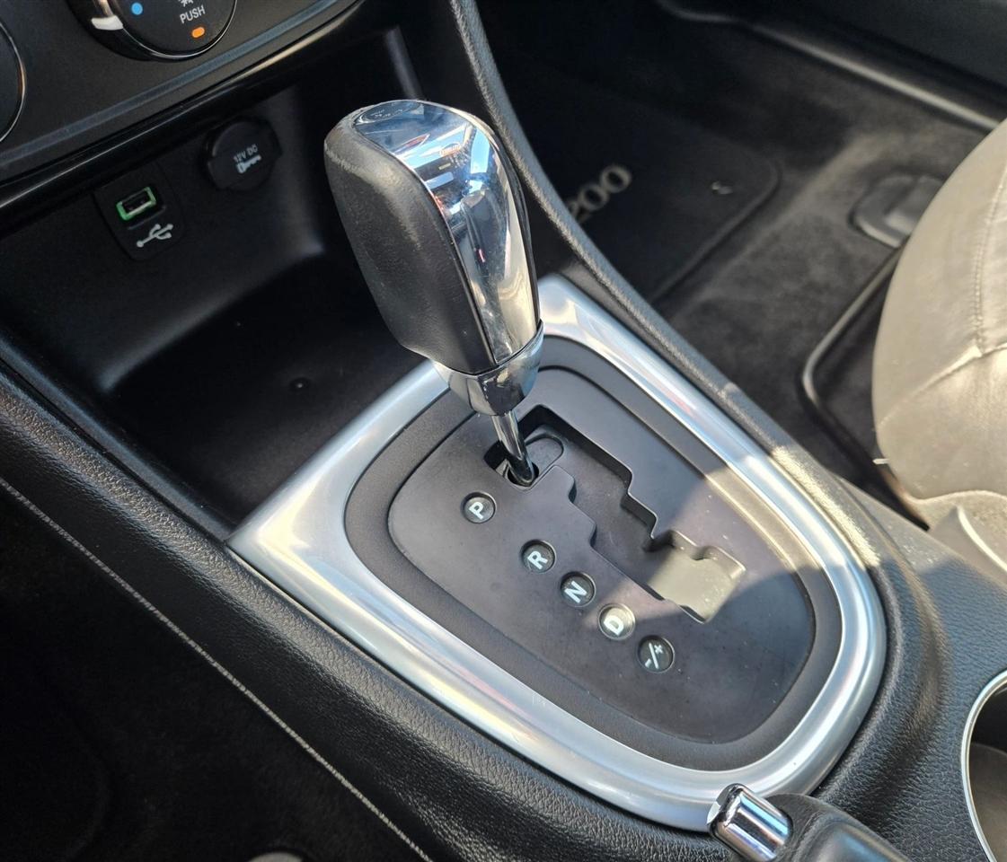 Chrysler 200 Limited 2013