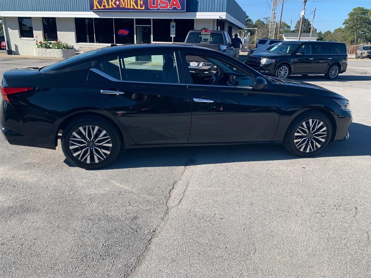 Nissan Altima 2.5 SV 2024