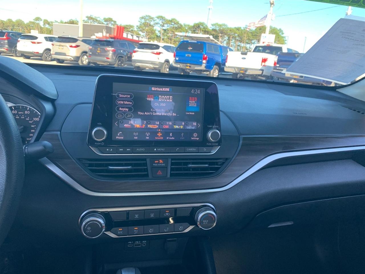Nissan Altima 2.5 SV 2024