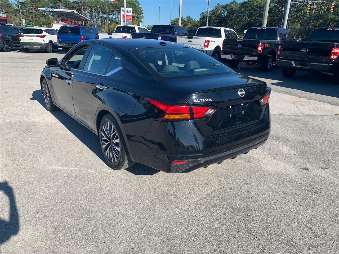 Nissan Altima 2.5 SV 2024