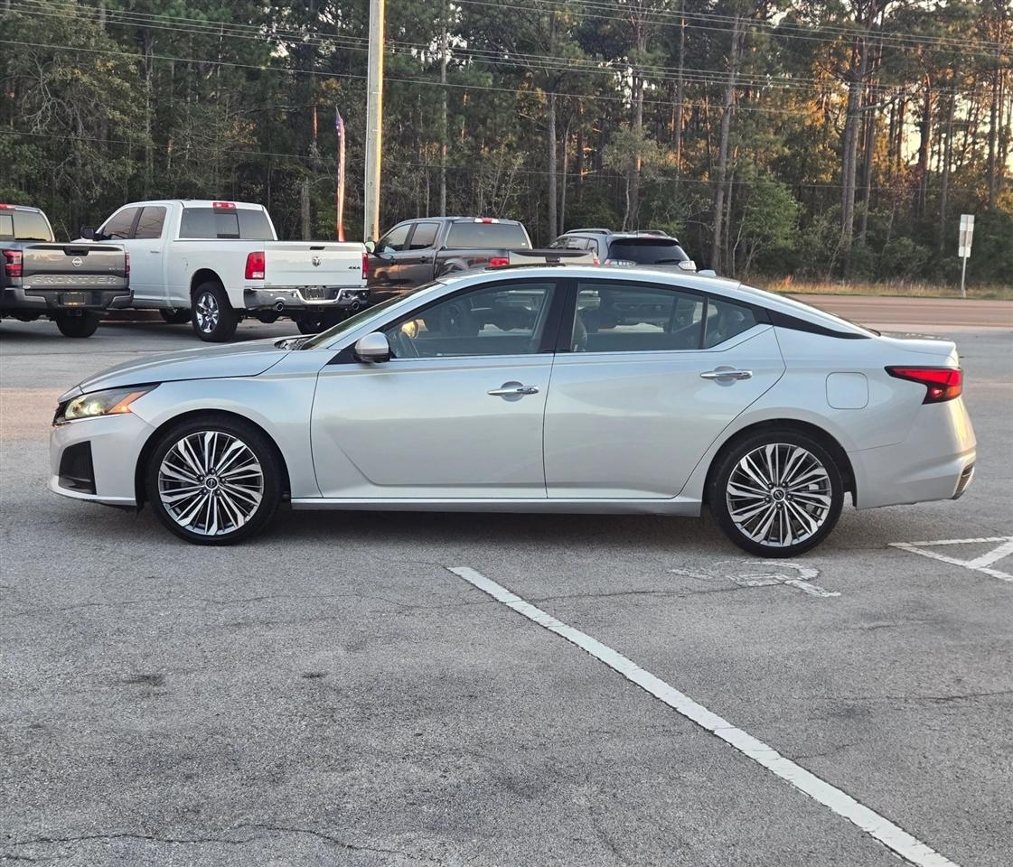 Nissan Altima 2.5 SL 2023