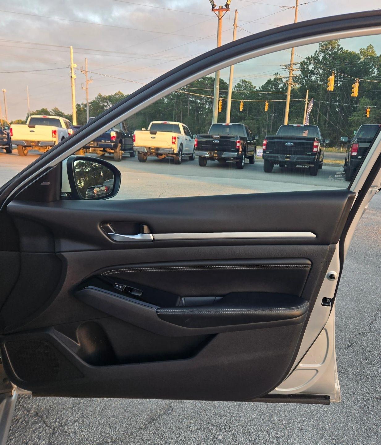 Nissan Altima 2.5 SL 2023