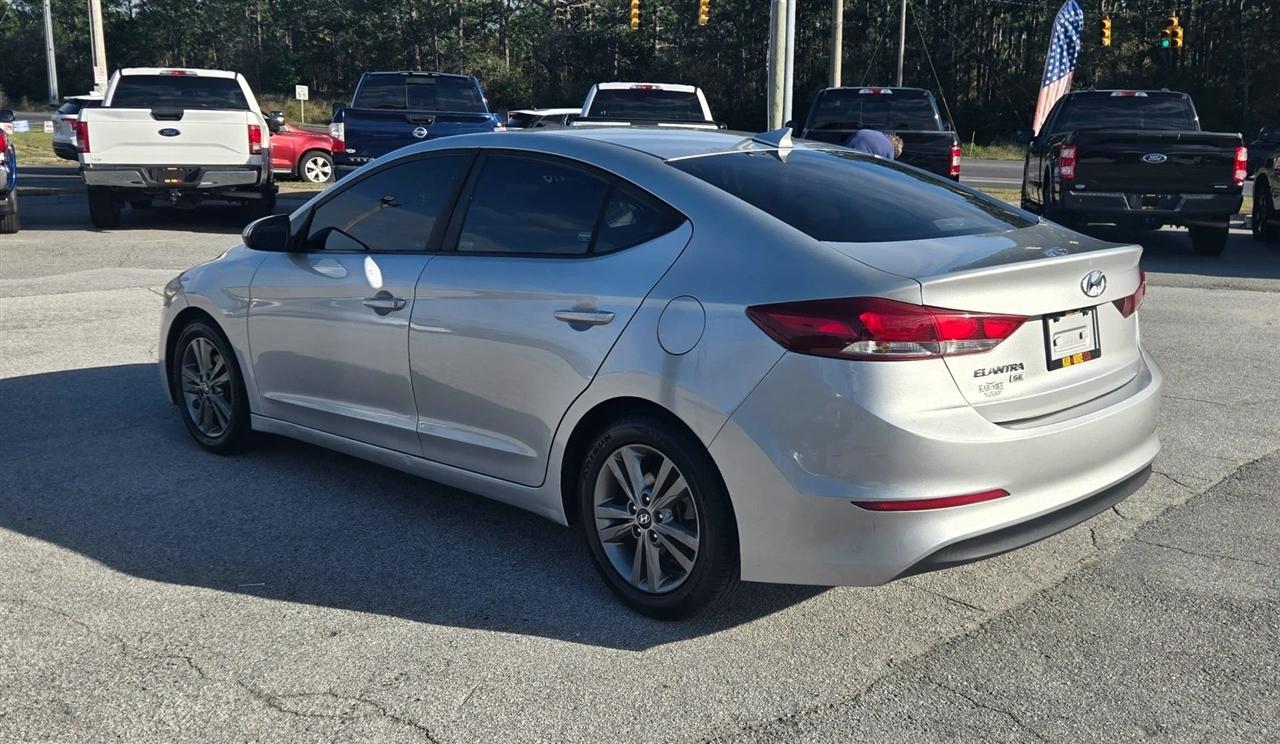 Hyundai Elantra Limited 2018
