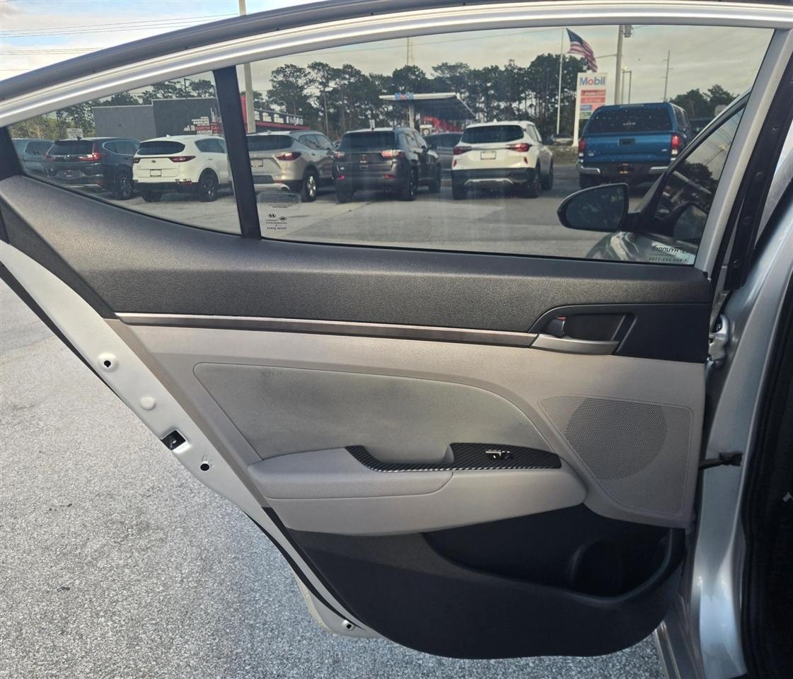Hyundai Elantra Limited 2018