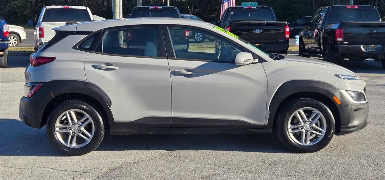 Hyundai Kona SE 2022
