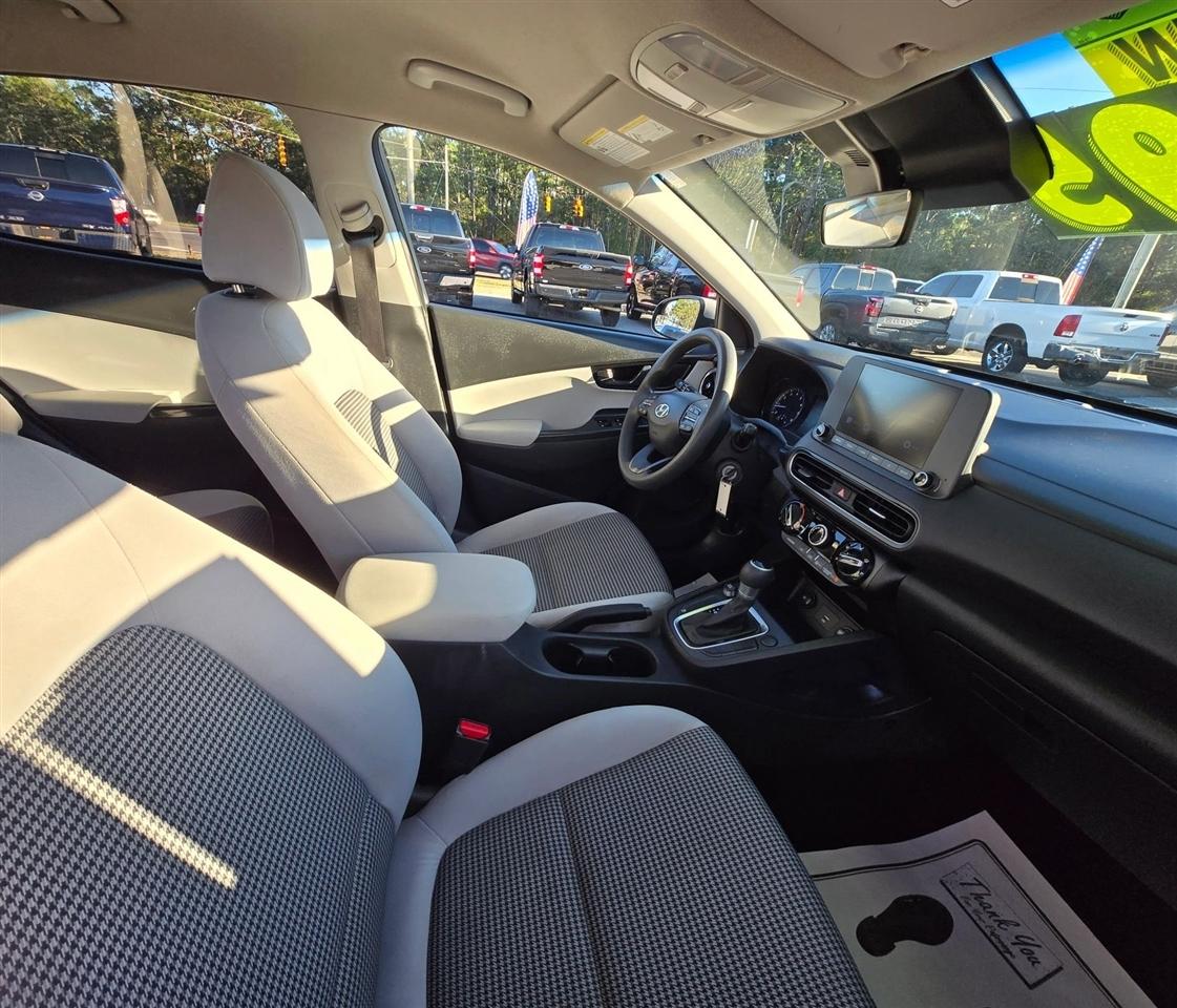Hyundai Kona SE 2022