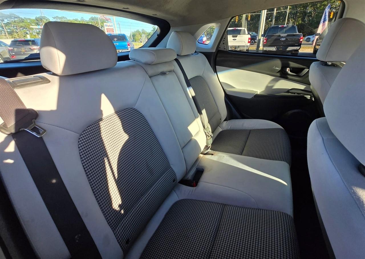 Hyundai Kona SE 2022