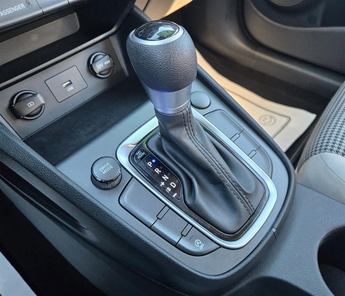 Hyundai Kona SE 2022